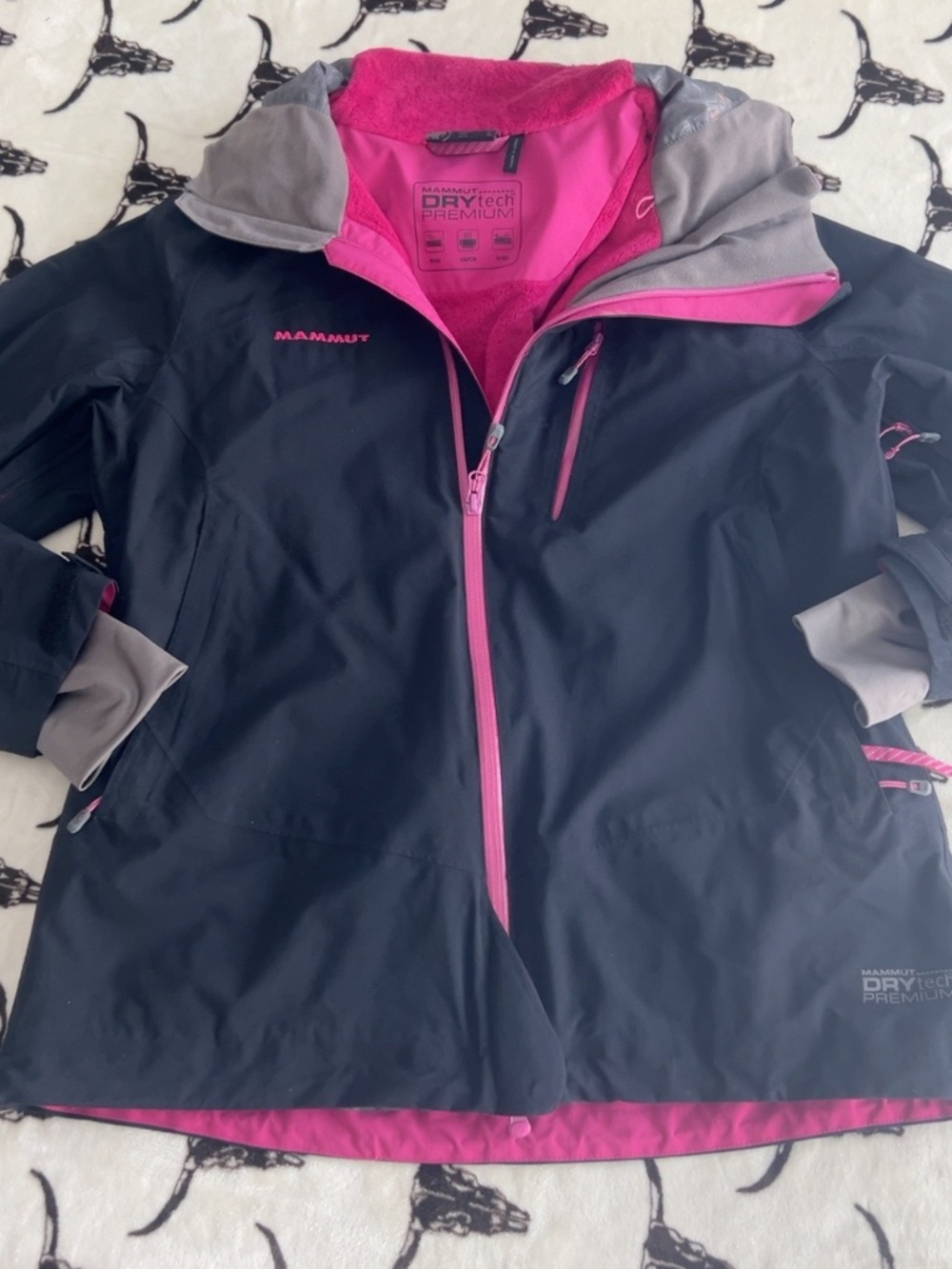 Mammut DRYtech Premium Navy Pink Waterproof Ski Jacket Women’s XL